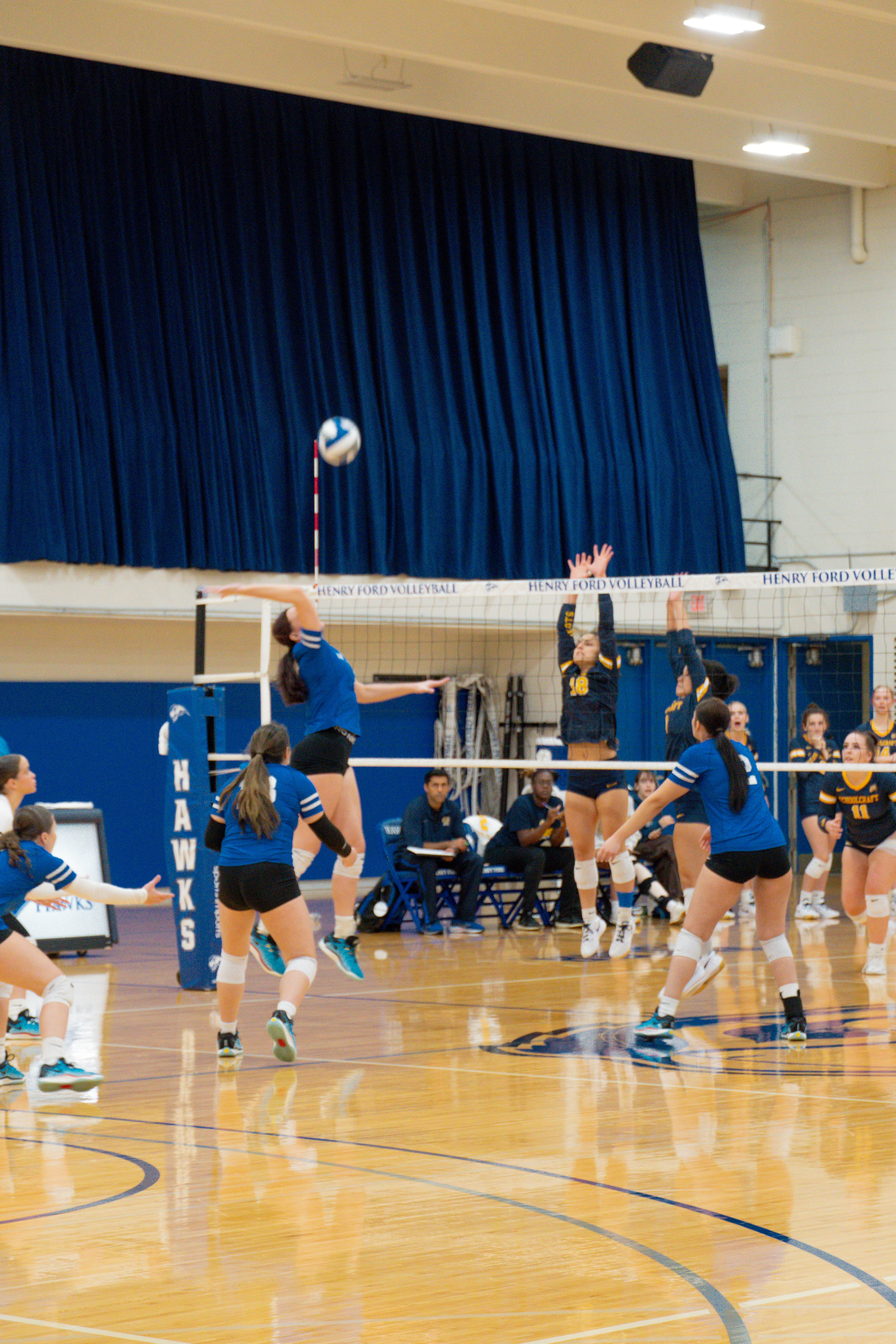 Oct. 8. Henry Ford College Hawks volleyball hosted Schoolcraft Ocelots, Dearborn, MI. Photo by Luke Patterson Oct. 8. Henry Ford College Hawks volleyball hosted Schoolcraft Ocelots, Dearborn, MI. Photo by Luke Patterson