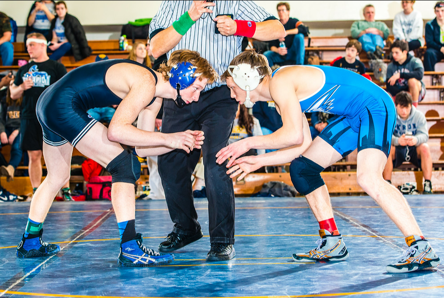 Photo of Henry Ford College wrestler during a match. Photo by Hector Ochoa for The Mirror News.