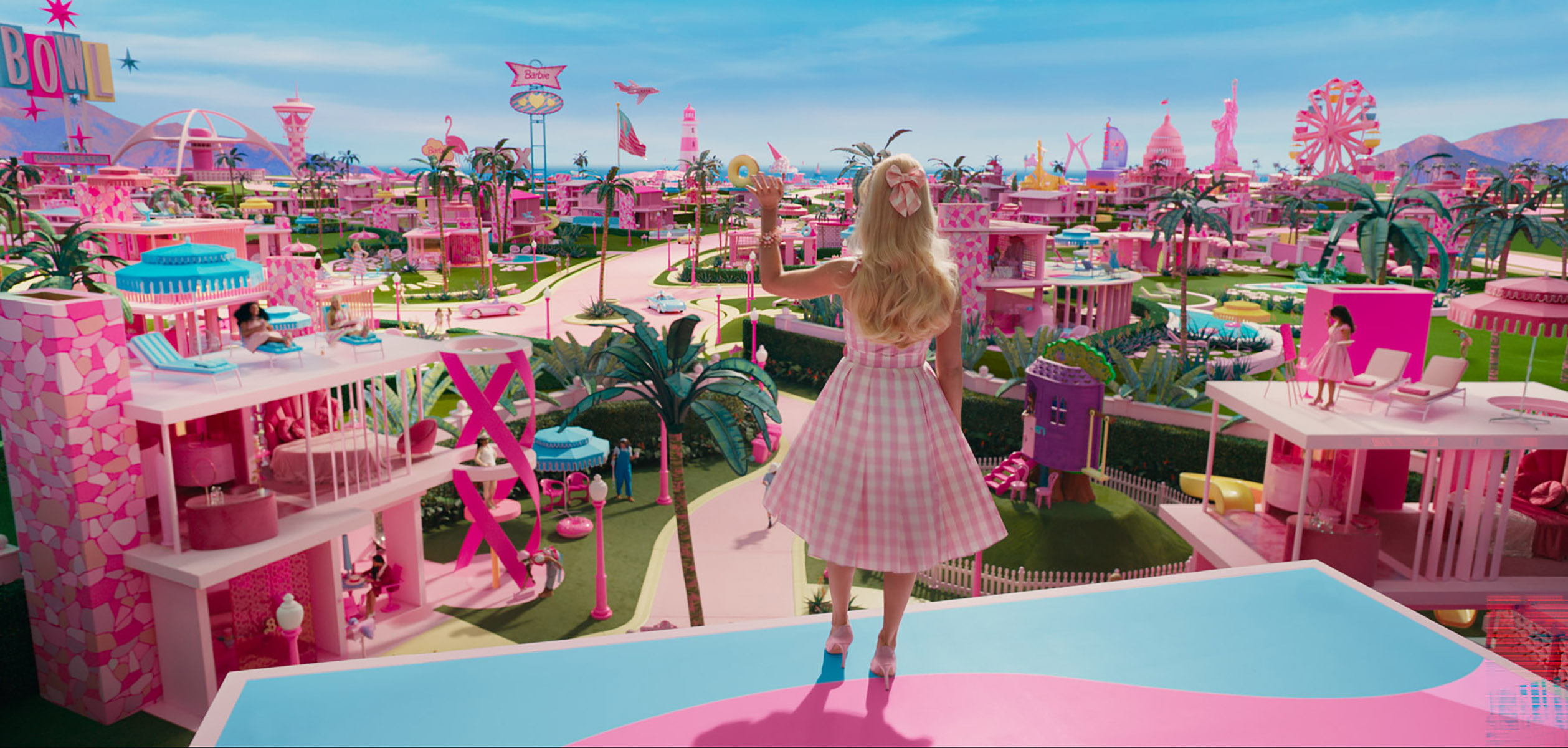 Barbieland photo courtesy Warner Bros. Pictures