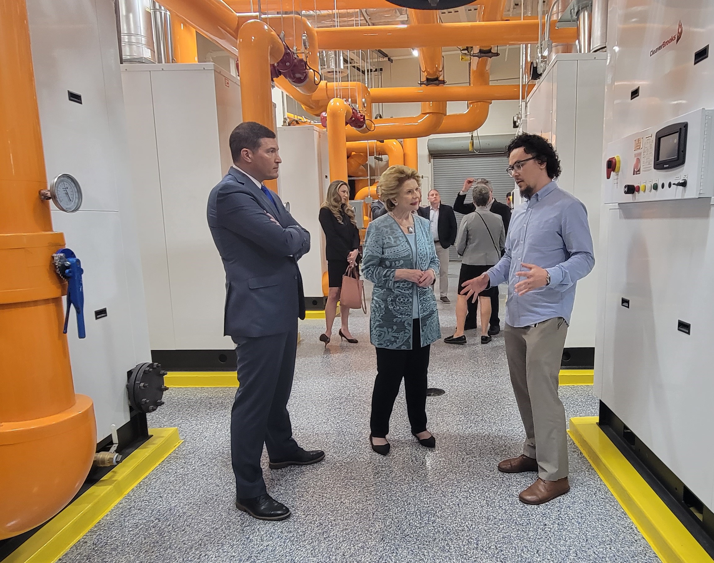 Nicholas Paseiro, Henry Ford College’s IEMP Coordinator, speaking to Sen. Debbie Stabenow and Henry Ford College President Russ Kavalhuna during a tour of HFC’s state-of-the-art Energy Center. Photo courtesy HFC Marketing and Communications