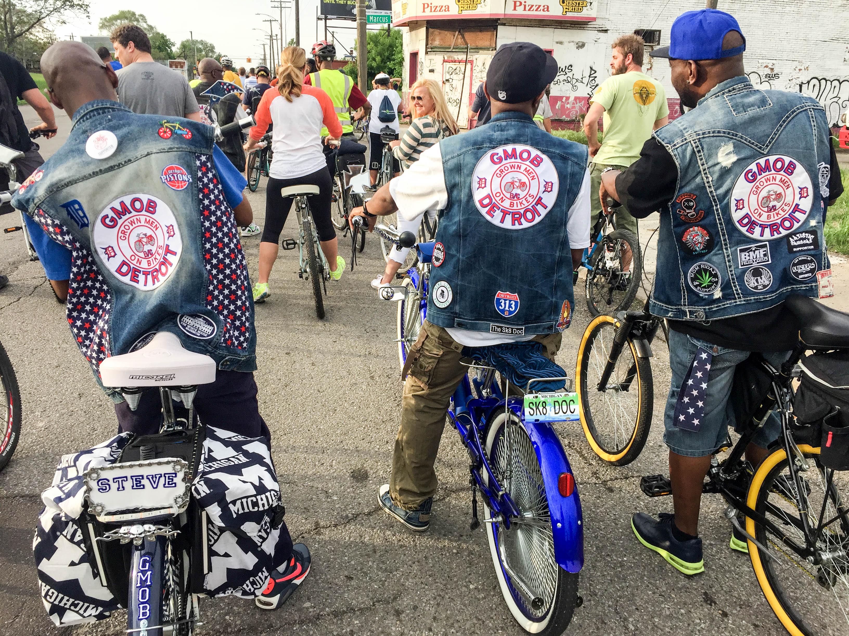 Photo of people on bikes participating in Detroit's "Slow Roll."