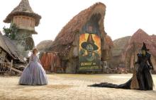 Glinda (Ariana Grande) and Elphaba (Cynthia Erivo) square off in scene from _Wicked For Good_ courtesy of Universal Pictures